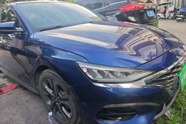 Used Hyundai Lafesta 2019 280TGDi Sport Edition China VI Front Right 45 Deg