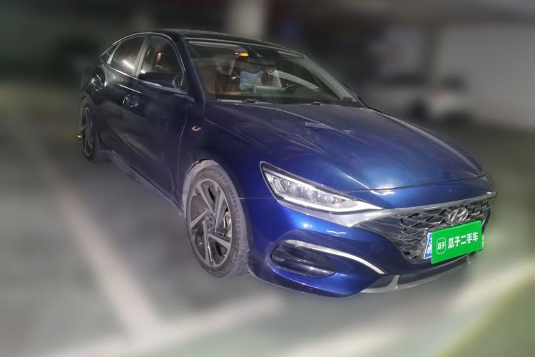 Used Hyundai Lafesta 2019 280TGDi Smart Edition China VI Standard Front Right 45 Deg