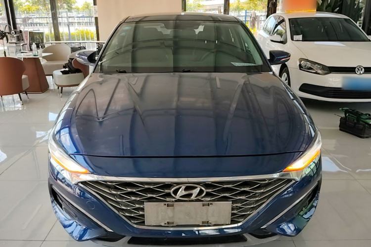 Used Hyundai Lafesta 2019 280TGDi Sport Edition China VI Front