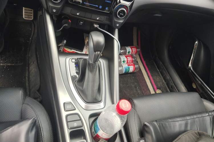 Used Hyundai Lafesta 2019 280TGDi Smart Speed Version China V Standard Gear Lever