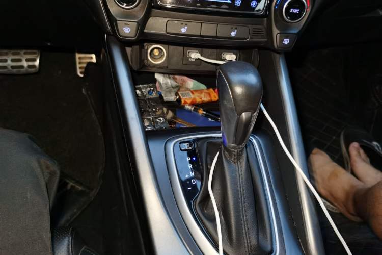 Used Hyundai Lafesta 2019 280TGDi Smart Speed Version China V Standard Gear Lever