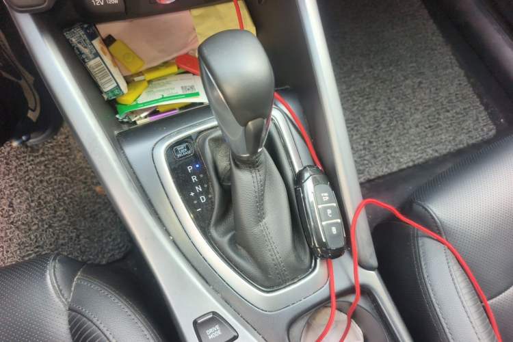 Used Hyundai Lafesta 2019 280TGDi Smart Speed Version China VI Standard Gear Lever