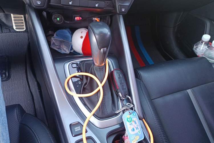 Used Hyundai Lafesta 2019 280TGDi Smart Speed Version China VI Standard Gear Lever