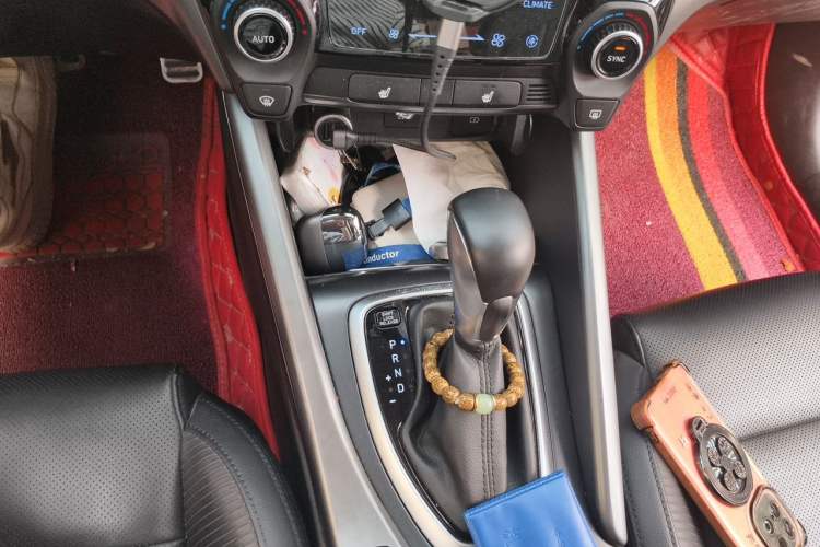 Used Hyundai Lafesta 2019 280TGDi Smart Speed Version China VI Standard Gear Lever
