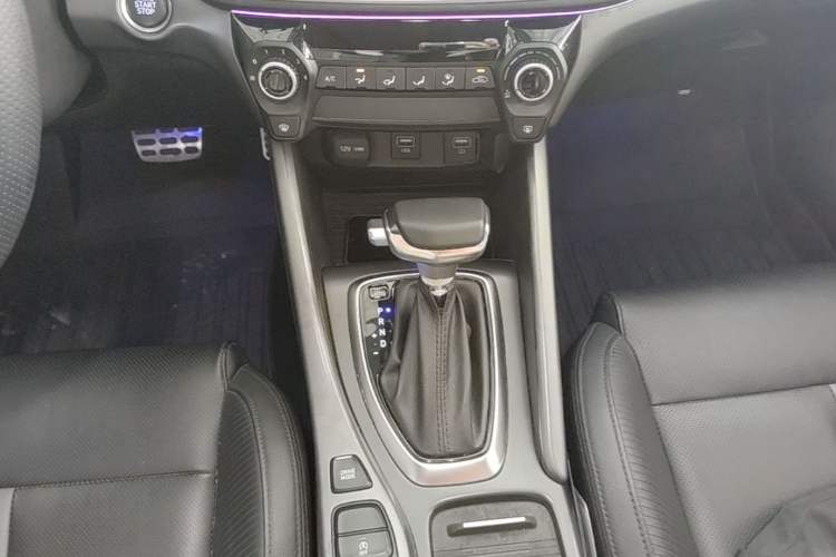 Used Hyundai Lafesta 2019 280TGDi Sport Edition China VI Gear Lever