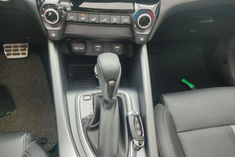 Used Hyundai Lafesta 2019 280TGDi Sport Edition China VI Gear Lever