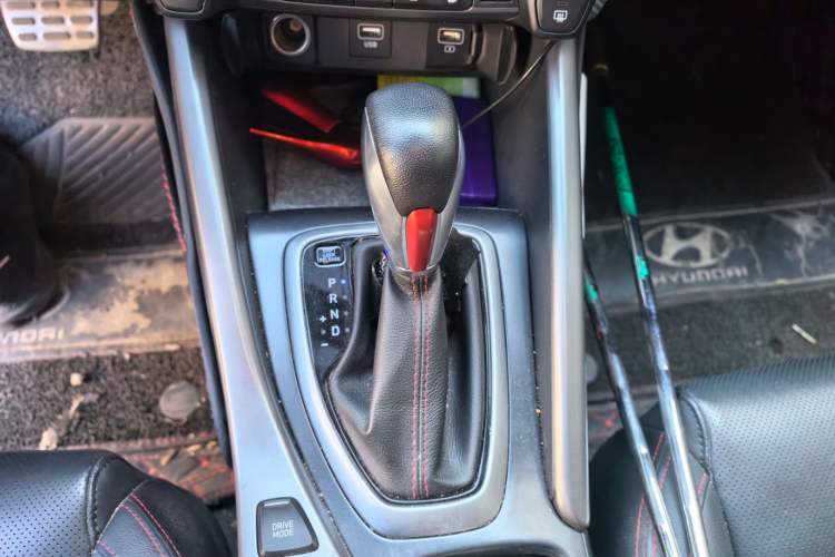 Used Hyundai Lafesta 2019 280TGDi Prestige Edition China VI Standard Gear Lever