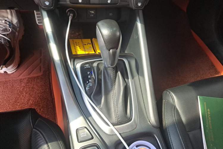 Used Hyundai Lafesta 2019 280TGDi Smart Speed Version China V Standard Gear Lever