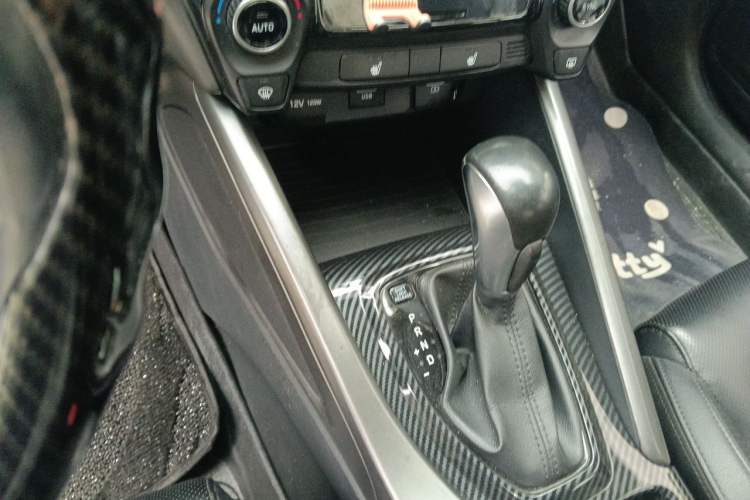 Used Hyundai Lafesta 2019 280TGDi Smart Speed Version China V Standard Gear Lever