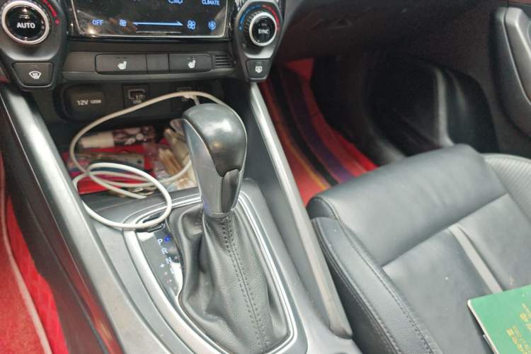 Used Hyundai Lafesta 2019 280TGDi Smart Speed Version China V Standard Gear Lever