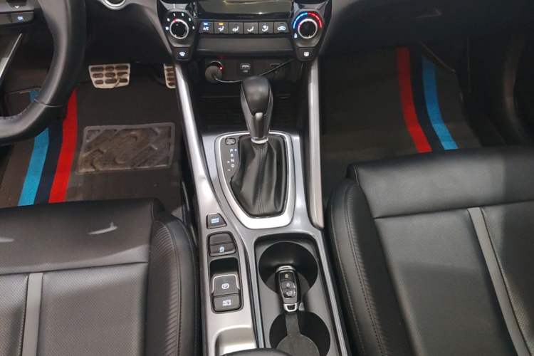 Used Hyundai Lafesta 2019 280TGDi Sport Edition China VI Gear Lever