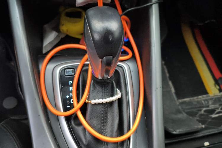 Used Hyundai Lafesta 2019 280TGDi Smart Speed Version China VI Standard Gear Lever