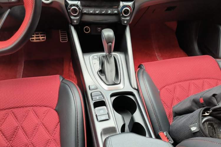 Used Hyundai Lafesta 2019 280TGDi Sport Edition China V Standard Gear Lever