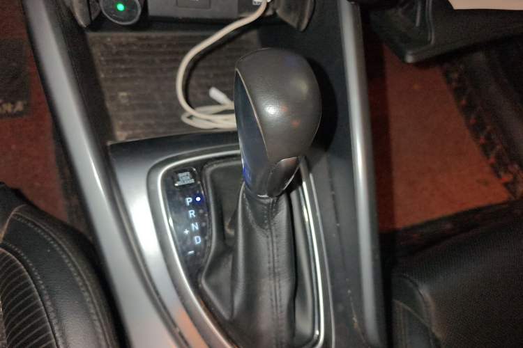 Used Hyundai Lafesta 2019 280TGDi Sport Edition China VI Gear Lever