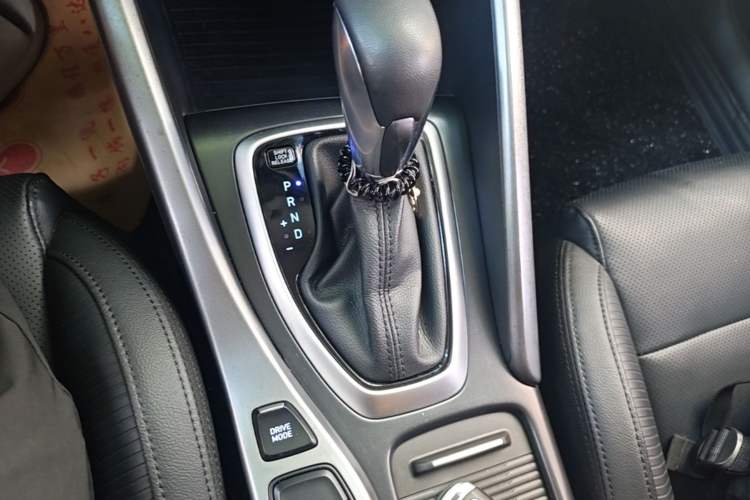 Used Hyundai Lafesta 2019 280TGDi Smart Speed Version China VI Standard Gear Lever