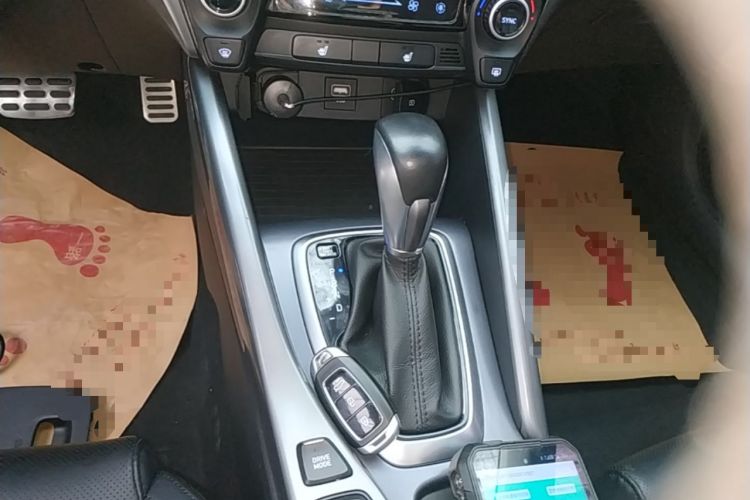 Used Hyundai Lafesta 2019 280TGDi Smart Speed Version China VI Standard Gear Lever