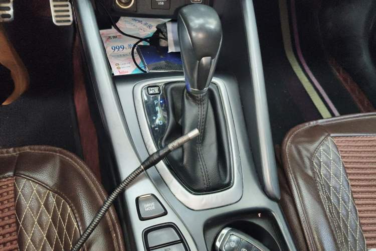 Used Hyundai Lafesta 2019 280TGDi Smart Speed Version China VI Standard Gear Lever