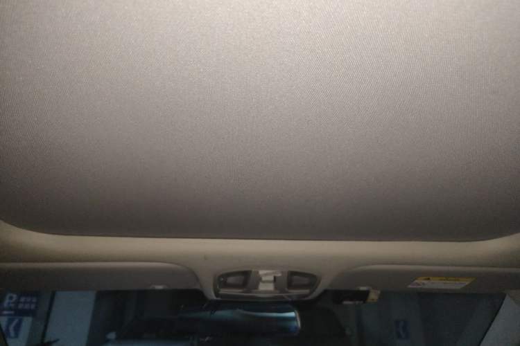 Used Hyundai Lafesta 2019 280TGDi Smart Speed Version China VI Standard Headliner