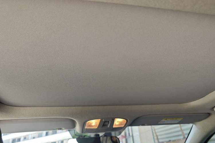 Used Hyundai Lafesta 2019 280TGDi Smart Speed Version China VI Standard Headliner