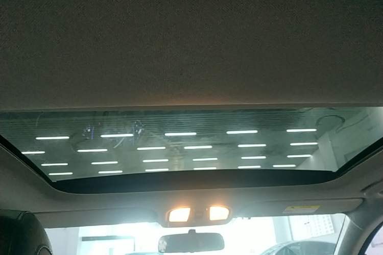 Used Hyundai Lafesta 2019 280TGDi Smart Speed Version China VI Standard Headliner
