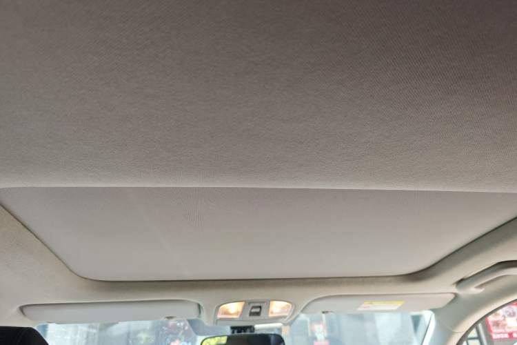 Used Hyundai Lafesta 2019 280TGDi Smart Speed Version China VI Standard Headliner