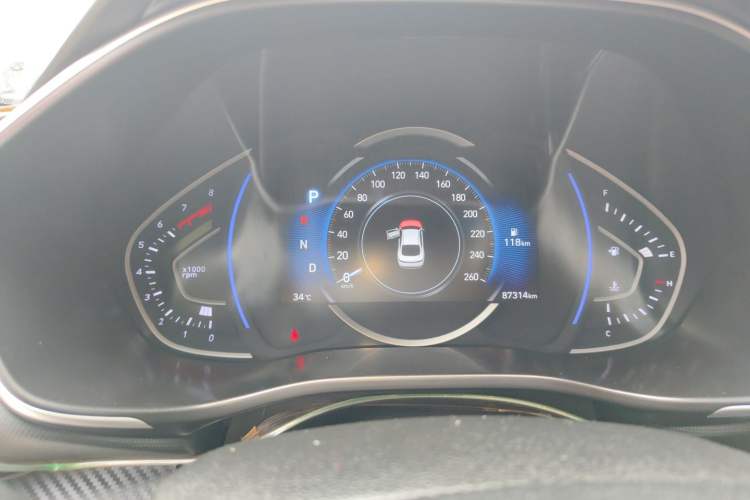 Used Hyundai Lafesta 2019 280TGDi Smart Edition China VI Standard Instrument Cluster