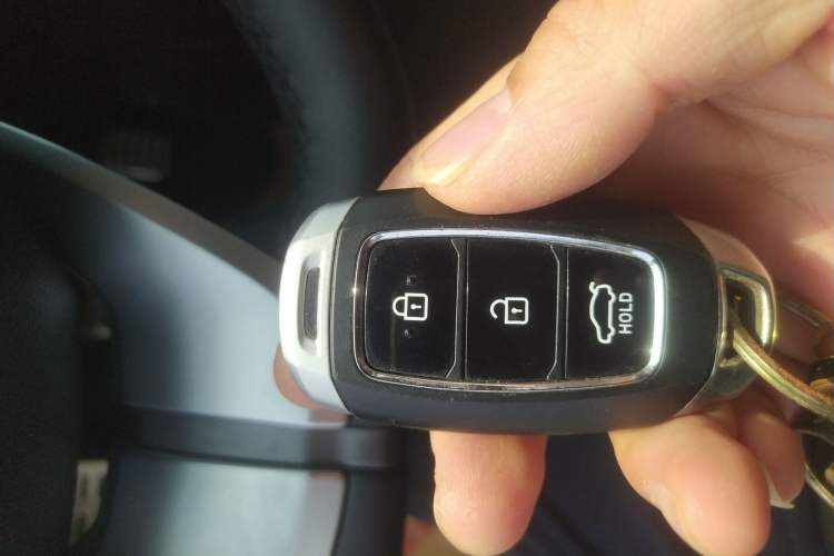 Used Hyundai Lafesta 2019 280TGDi Smart Edition China VI Standard Interior 1