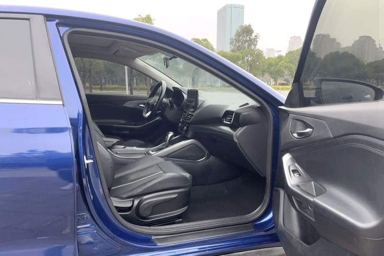 Used Hyundai Lafesta 2019 280TGDi Smart Speed Version China VI Standard Interior 1
