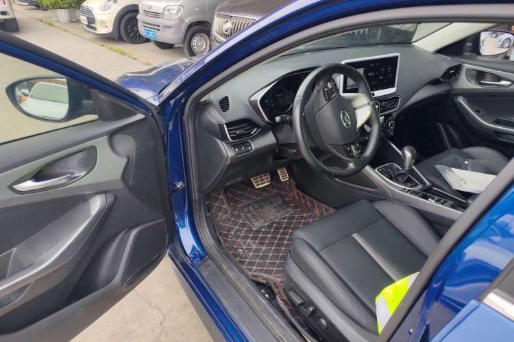 Used Hyundai Lafesta 2019 280TGDi Smart Speed Version China VI Standard Interior 2