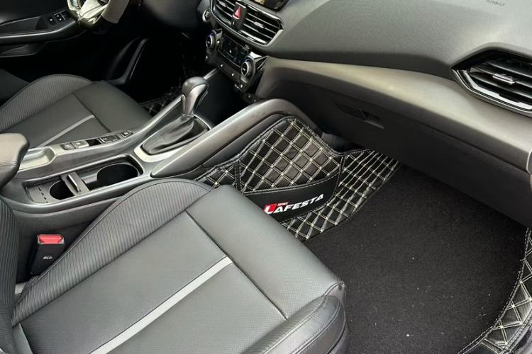 Used Hyundai Lafesta 2019 280TGDi Smart Speed Version China VI Standard Interior 4