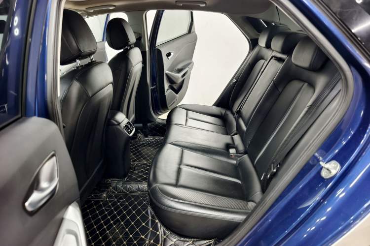 Used Hyundai Lafesta 2019 280TGDi Smart Speed Version China VI Standard Interior 9