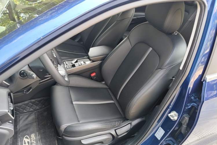 Used Hyundai Lafesta 2019 280TGDi Sport Edition China VI Left Front Seat