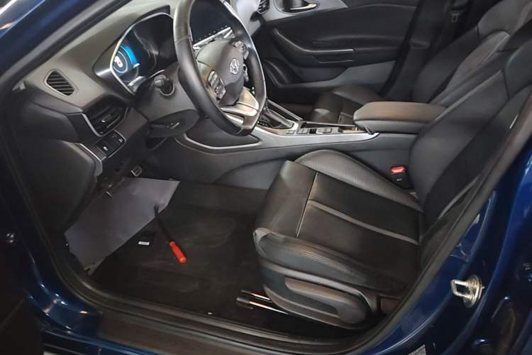 Used Hyundai Lafesta 2019 280TGDi Sport Edition China VI Left Front Seat