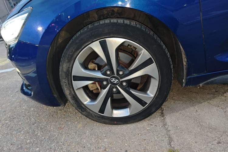 Used Hyundai Lafesta 2019 280TGDi Sport Edition China V Standard Left Front Wheel Hub