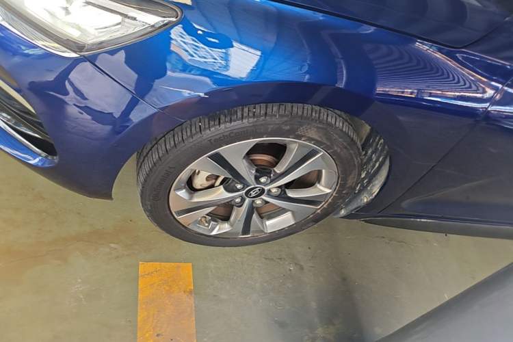 Used Hyundai Lafesta 2019 280TGDi Smart Speed Version China VI Standard Left Front Wheel Hub
