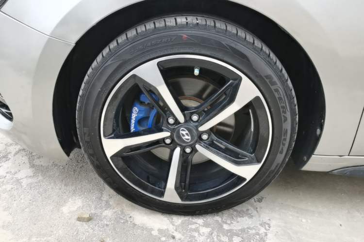 Used Hyundai Lafesta 2019 280TGDi Smart Speed Version China VI Standard Left Front Wheel Hub