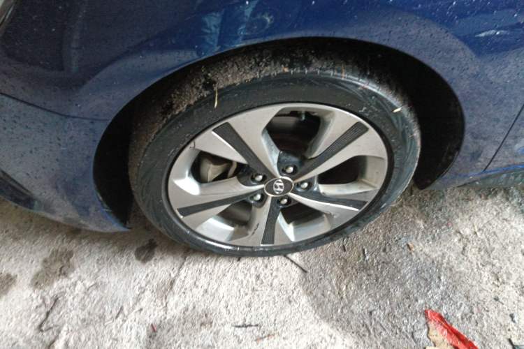 Used Hyundai Lafesta 2019 280TGDi Sport Edition China V Standard Left Front Wheel Hub