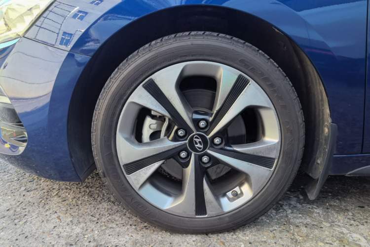 Used Hyundai Lafesta 2019 280TGDi Smart Speed Version China VI Standard Left Front Wheel Hub
