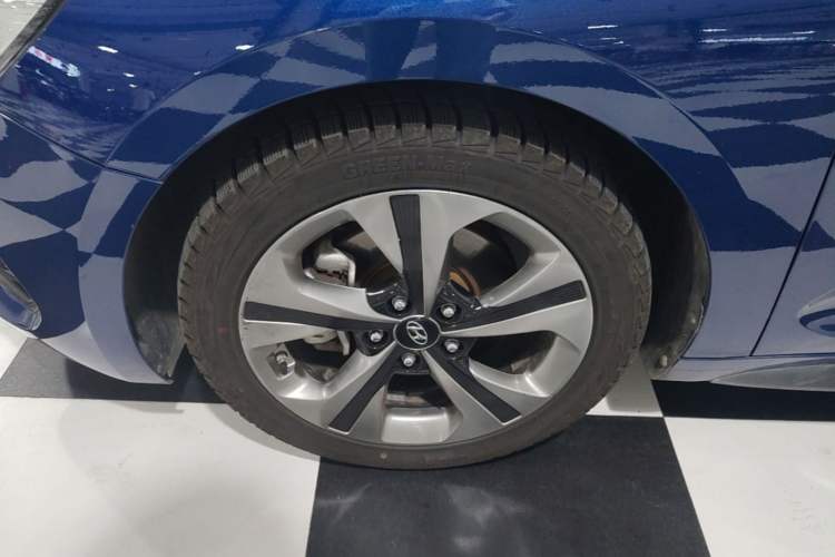 Used Hyundai Lafesta 2019 280TGDi Smart Speed Version China V Standard Left Front Wheel Hub