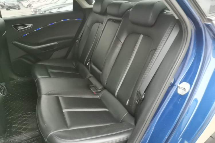 Used Hyundai Lafesta 2019 280TGDi Smart Speed Version China VI Standard Left Rear Seat