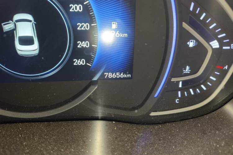 Used Hyundai Lafesta 2019 280TGDi Smart Speed Version China VI Standard Odometer Close Up