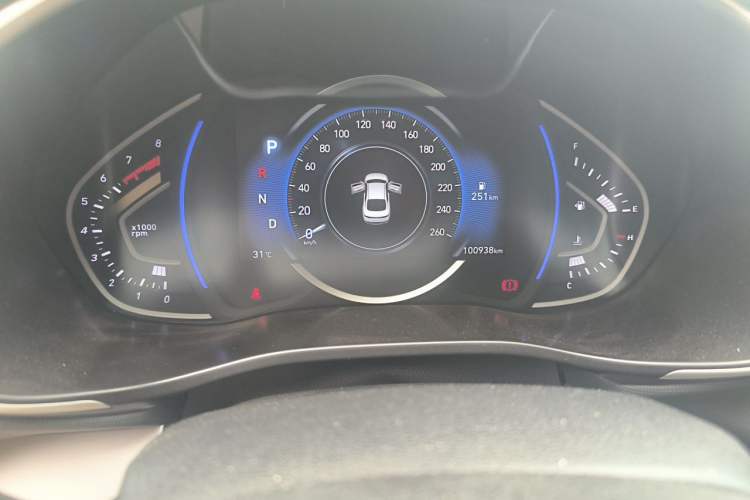 Used Hyundai Lafesta 2019 280TGDi Smart Speed Version China V Standard Odometer Close Up