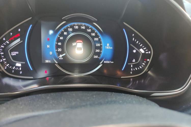 Used Hyundai Lafesta 2019 280TGDi Sport Edition China VI Odometer Close Up