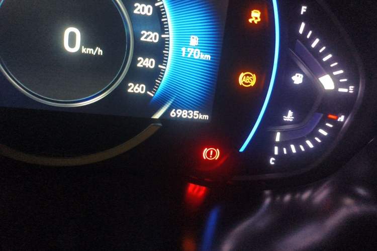 Used Hyundai Lafesta 2019 280TGDi Smart Speed Version China V Standard Odometer Close Up
