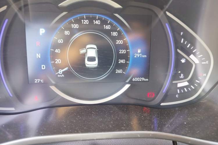 Used Hyundai Lafesta 2019 280TGDi Smart Speed Version China VI Standard Odometer Close Up