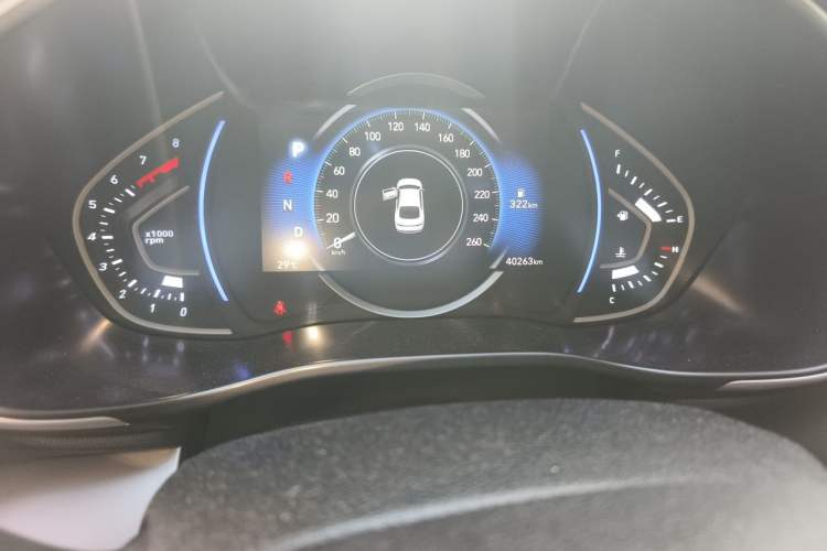 Used Hyundai Lafesta 2019 280TGDi Smart Speed Version China VI Standard Odometer Close Up
