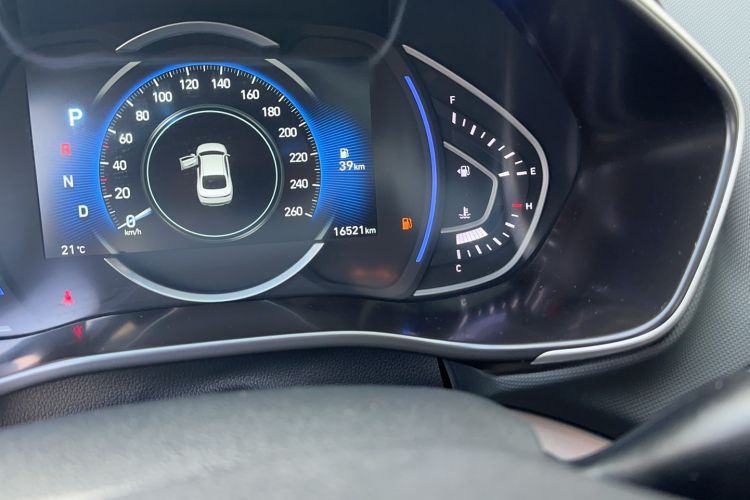 Used Hyundai Lafesta 2019 280TGDi Sport Edition China VI Odometer Close Up