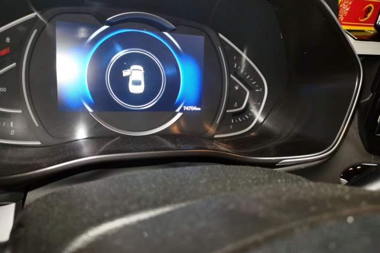 Used Hyundai Lafesta 2019 280TGDi Smart Speed Version China VI Standard Odometer Close Up