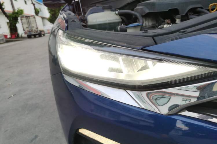 Used Hyundai Lafesta 2019 280TGDi Smart Speed Version China V Standard Right Front Headlight