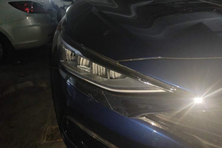 Used Hyundai Lafesta 2019 280TGDi Smart Speed Version China VI Standard Right Front Headlight